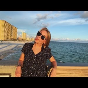 Meet your Posher, Emma